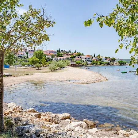 Daria 3 By Interhome Lejlighed Anić